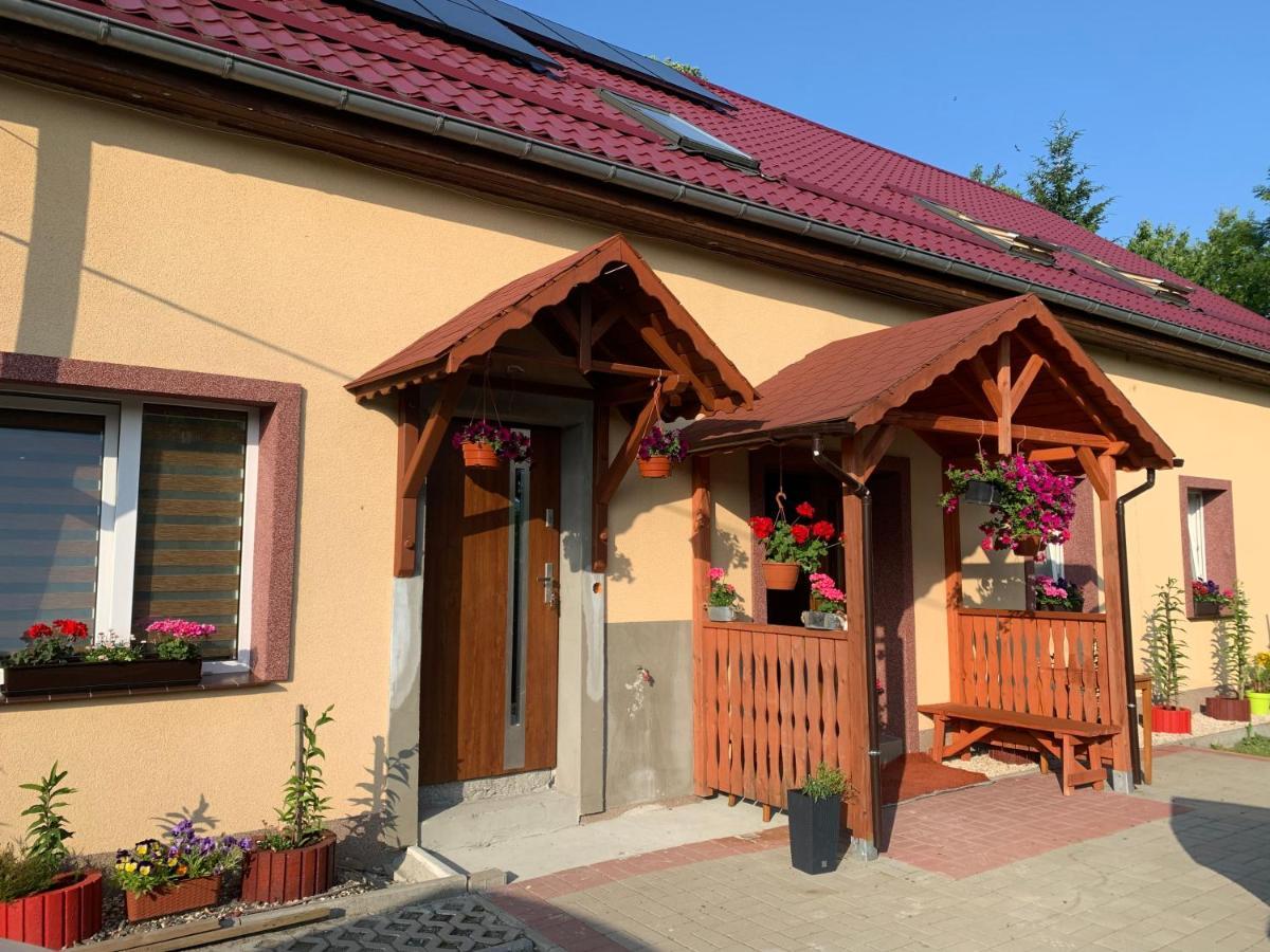 Czarny Kon „Black Horse” Kamienna Gora Exterior photo